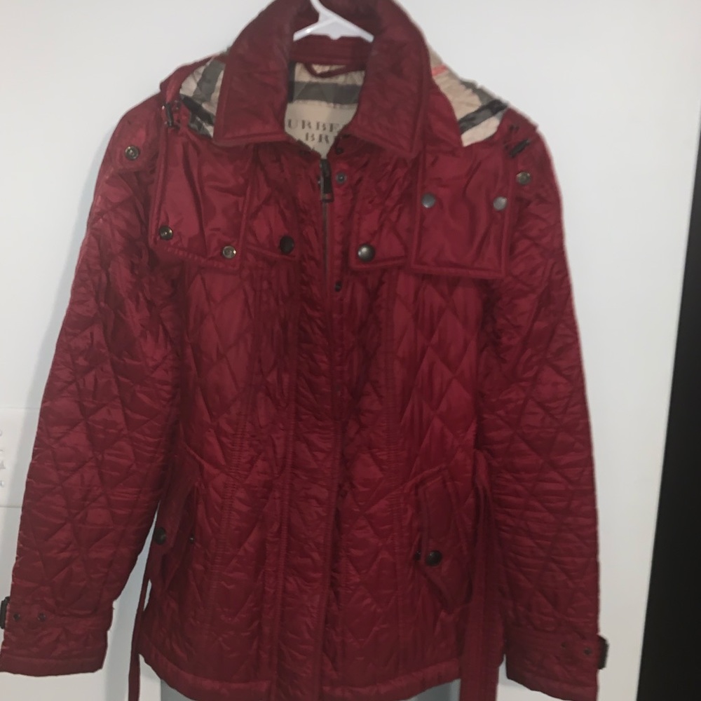 Women’s Medium Burberry Coat with hood and belt